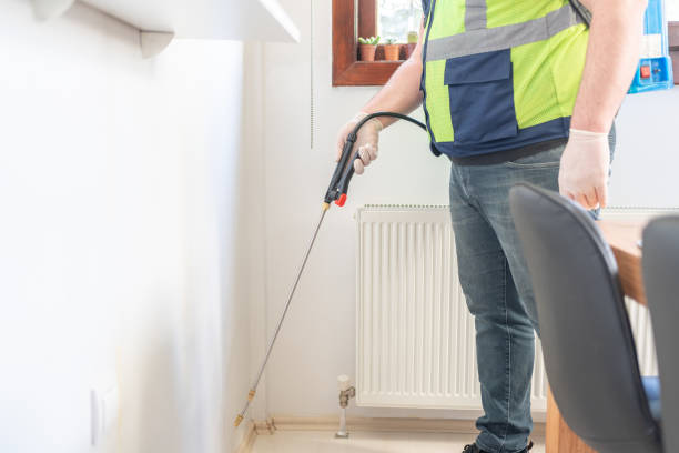 Best Exterminator Services  in Harrisburg, OR